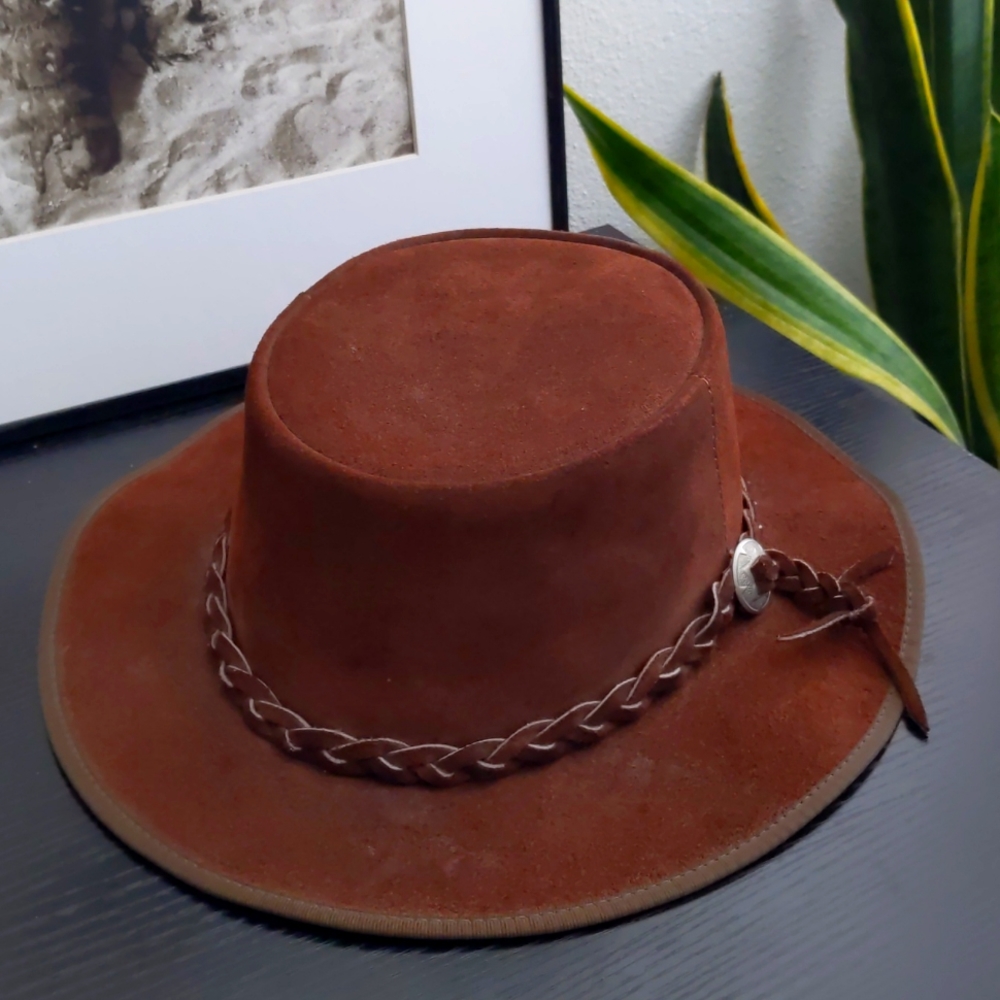 Vintage suede hat